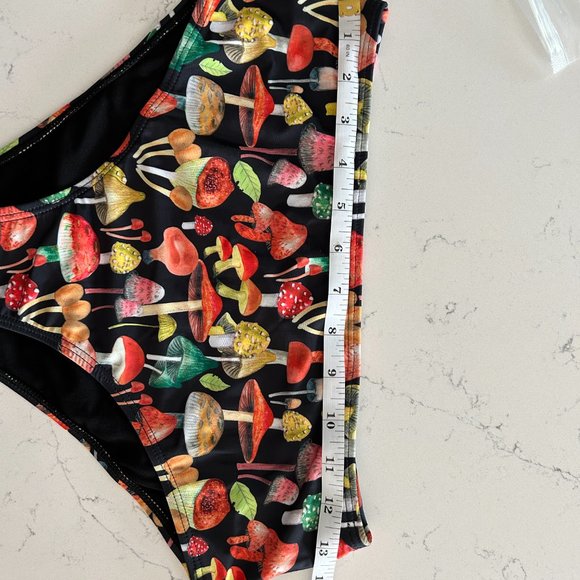 Mushrooms Bikini Bottom S-L see measurements NWOT - Picture 4 of 7